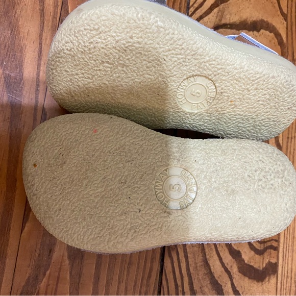 Rose Gold Sun Sans - Picture 2 of 2